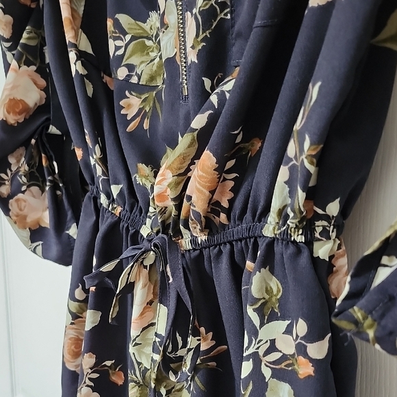 Stella Tweed Black Peplum Blouse with Buttoned Details - Picture 4 of 5